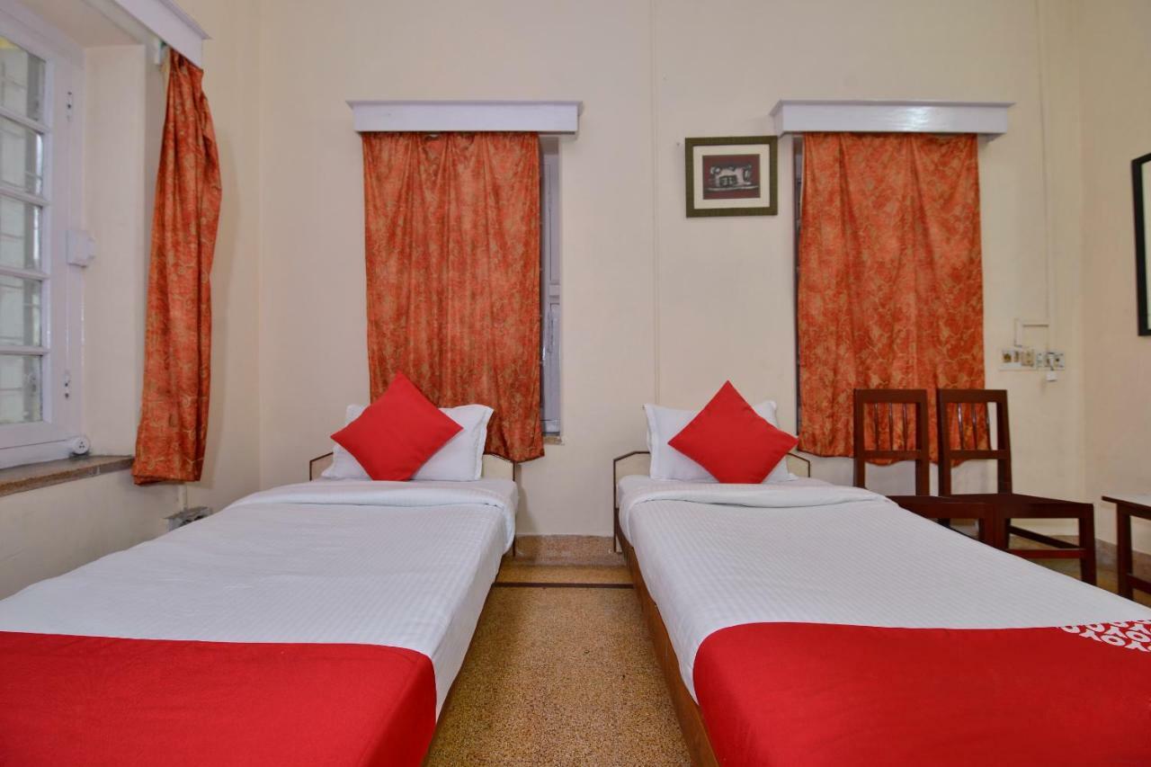 Oyo 10826 Sona Guest House Колката Екстериор снимка