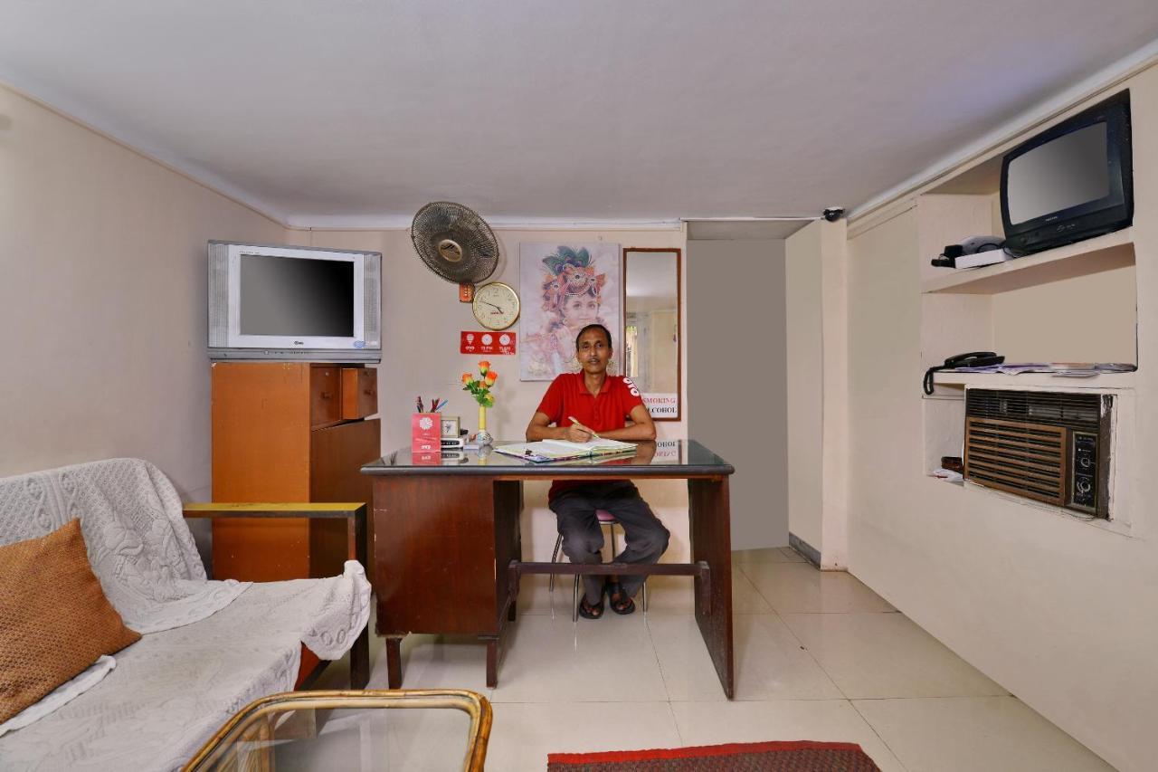 Oyo 10826 Sona Guest House Колката Екстериор снимка