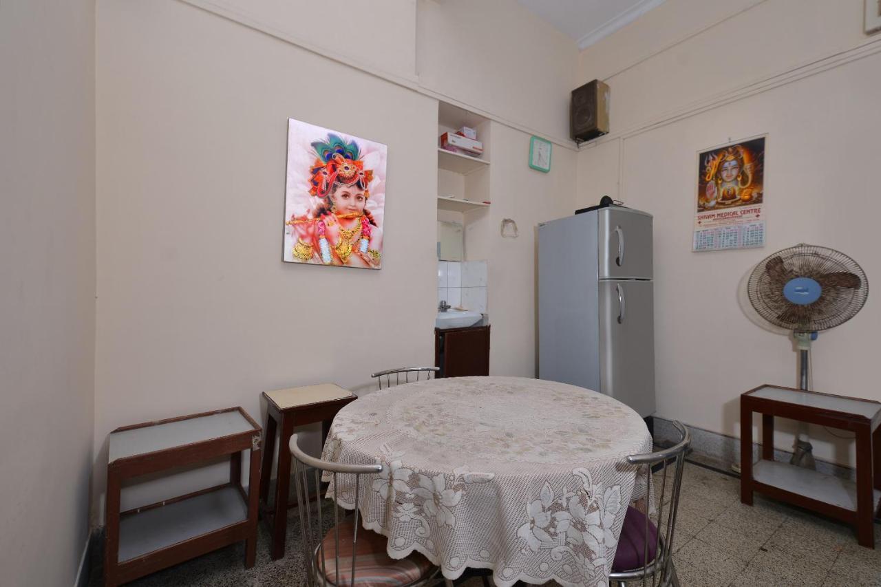 Oyo 10826 Sona Guest House Колката Екстериор снимка